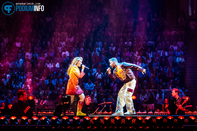 Suzan & Freek op Suzan & Freek - 15/05 - Gelredome foto
