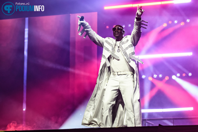 Akon op NE-YO & AKON - Nights Like This Tour - 15/05 - Ziggo Dome foto
