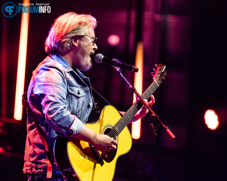 Ed Struijlaart op Gipsy Kings - 23/05 - AFAS Live foto