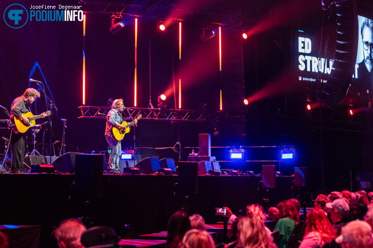 Ed Struijlaart op Gipsy Kings - 23/05 - AFAS Live foto
