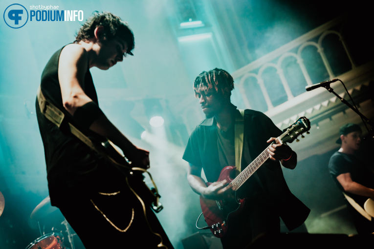 Loveth Besamoh op The Vices - 28/05 - Paradiso foto
