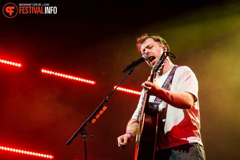 Kingfishr op Dauwpop 2026 - Vrijdag foto