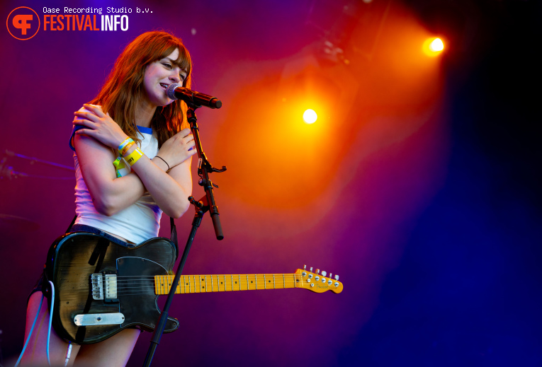 Chloe Slater op Dauwpop 2026 - Zaterdag foto