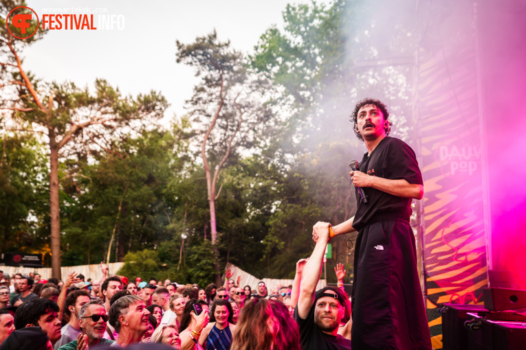 Antony Szmierek op Dauwpop 2026 - Zaterdag foto