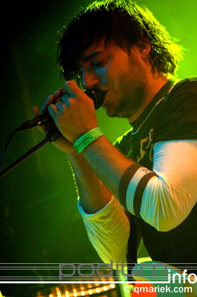 LEFT op Taking Back Sunday - 8/8 - Melkweg foto