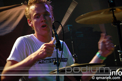 LEFT op Taking Back Sunday - 8/8 - Melkweg foto