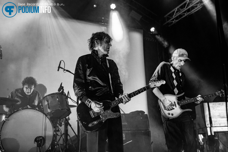 The Fatal Flowers op The Fatal Flowers - 06/06 - Burgerweeshuis foto