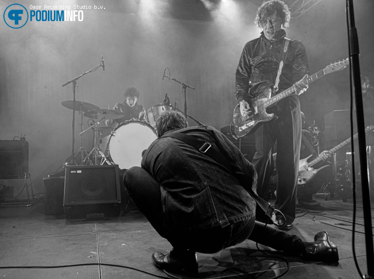The Fatal Flowers op The Fatal Flowers - 06/06 - Burgerweeshuis foto