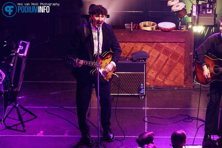 The Young Analogues op The Young Analogues - 05/06 - TivoliVredenburg foto