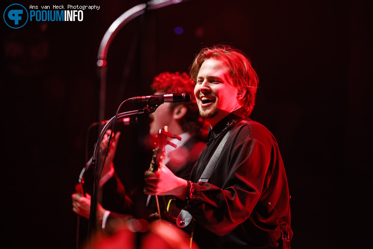 The Young Analogues op The Young Analogues - 05/06 - TivoliVredenburg foto