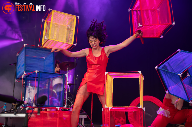 Gelli Haha op Best Kept Secret 2026 - Zondag foto