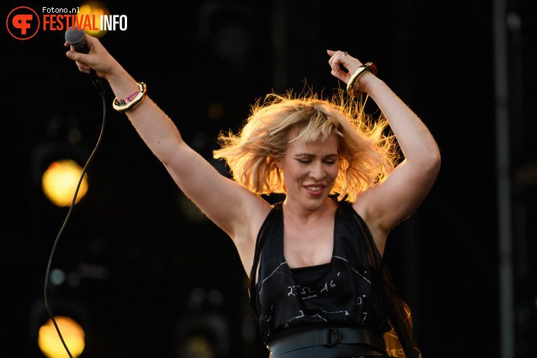 Natasha Bedingfield op Pinkpop 2026 - vrijdag foto