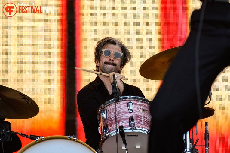 The Vaccines op Pinkpop 2026 - vrijdag foto
