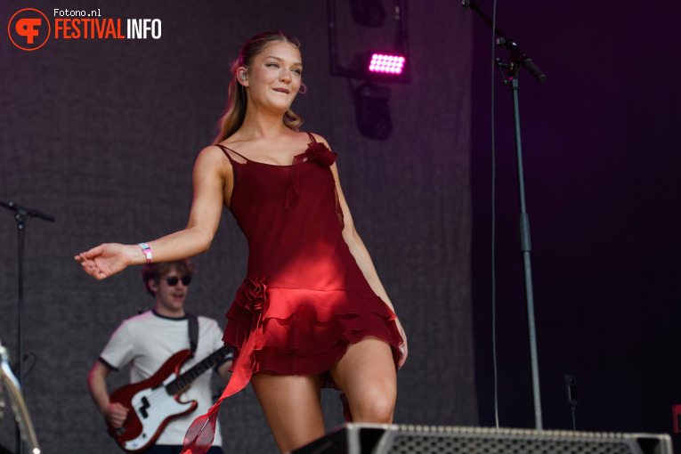 Isabel van Gelder op Pinkpop 2026 - vrijdag foto