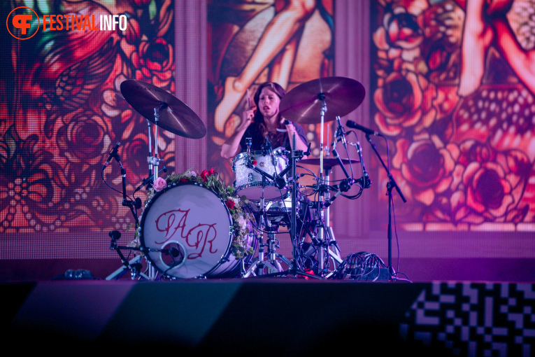 Alessi Rose op Pinkpop 2026 - zaterdag foto