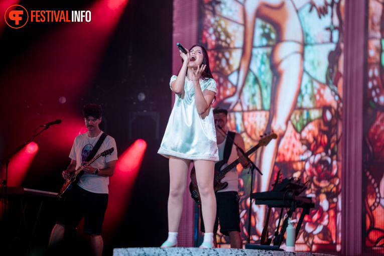 Alessi Rose op Pinkpop 2026 - zaterdag foto