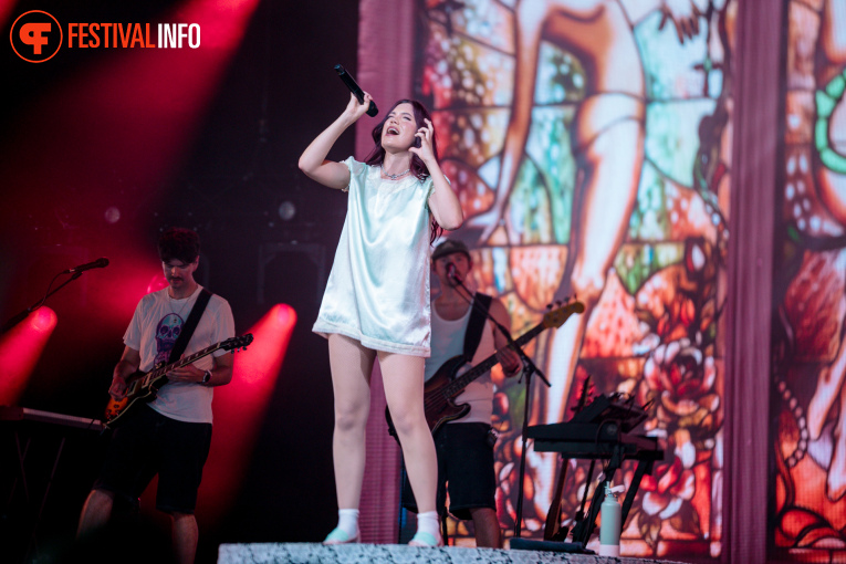 Alessi Rose op Pinkpop 2026 - zaterdag foto