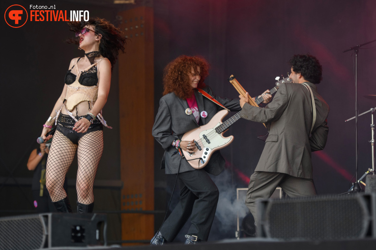 Leila Lamb op Pinkpop 2026 - zondag foto