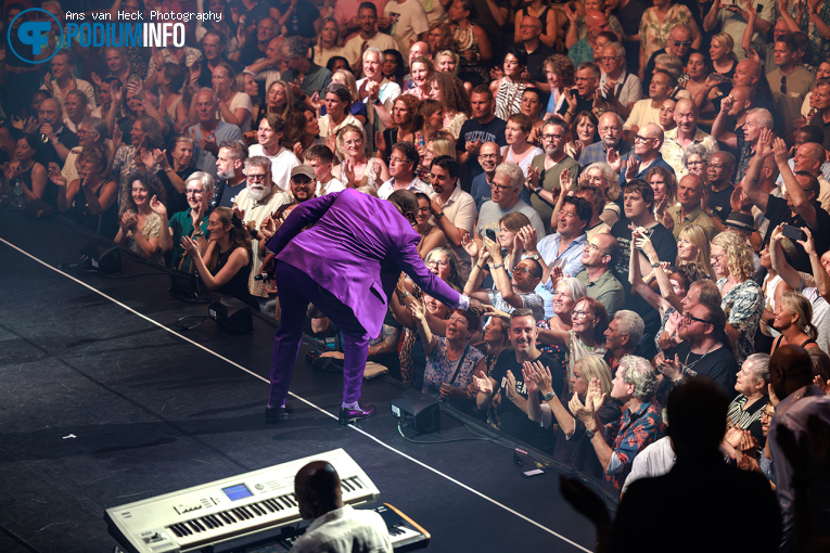 Four Tops op The Four Tops & The Temptations - 23/06 - TivoliVredenburg foto