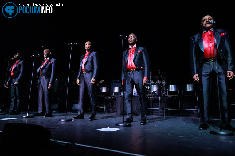 The Temptations op The Four Tops & The Temptations - 23/06 - TivoliVredenburg foto