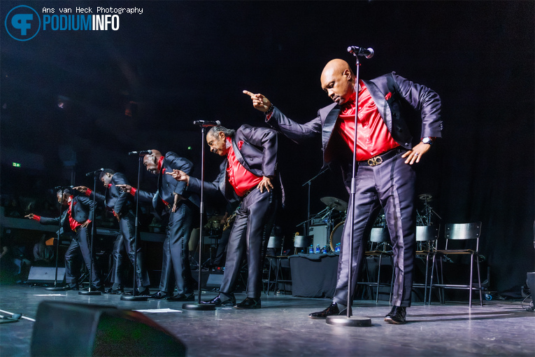 The Temptations op The Four Tops & The Temptations - 23/06 - TivoliVredenburg foto