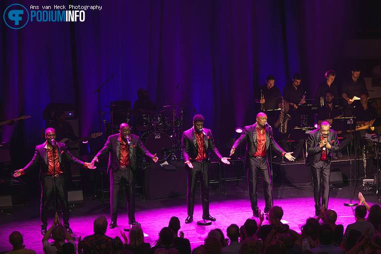 The Temptations op The Four Tops & The Temptations - 23/06 - TivoliVredenburg foto