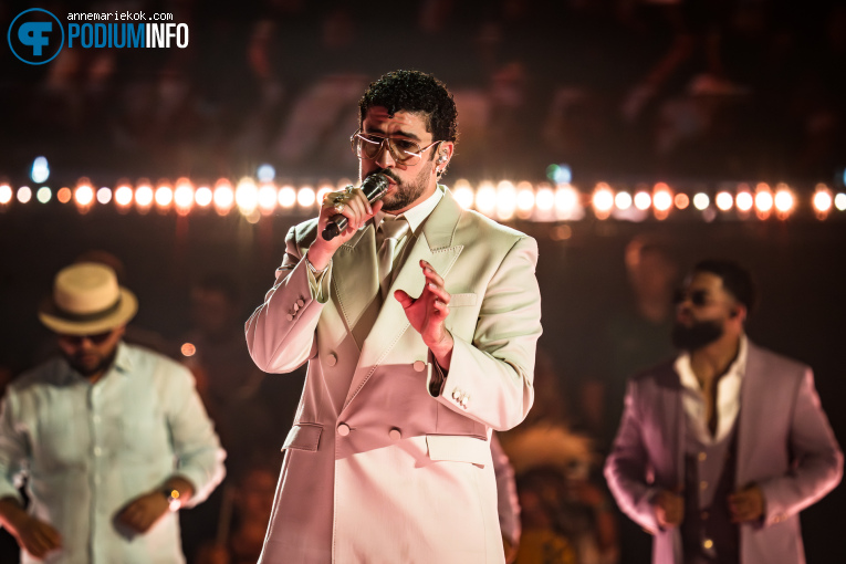 Bad Bunny op Bad Bunny - DeBÍ TiRAR MáS FOToS World Tour - 23/06 - Gelredome foto