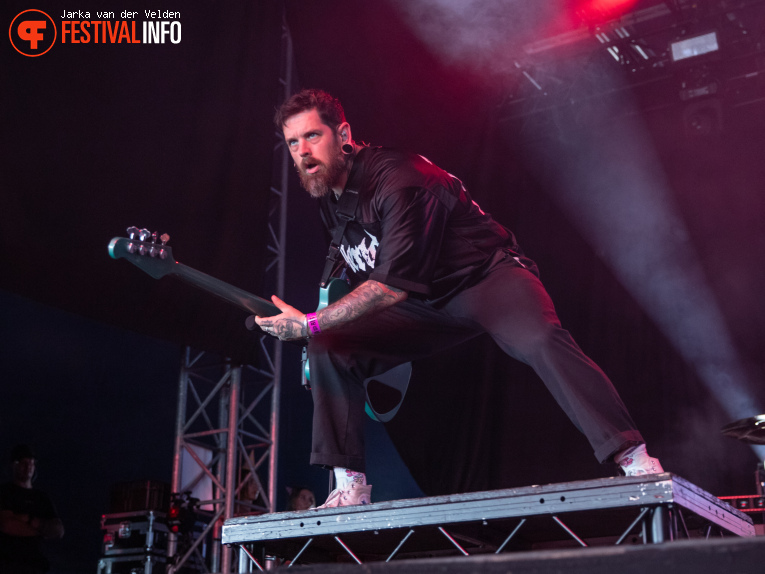 Bury Tomorrow op Jera On Air 2026 - Donderdag foto