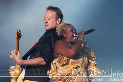 Basement Jaxx op Lowlands 2009 foto