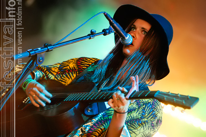 Nina Kinert op Lowlands 2009 foto