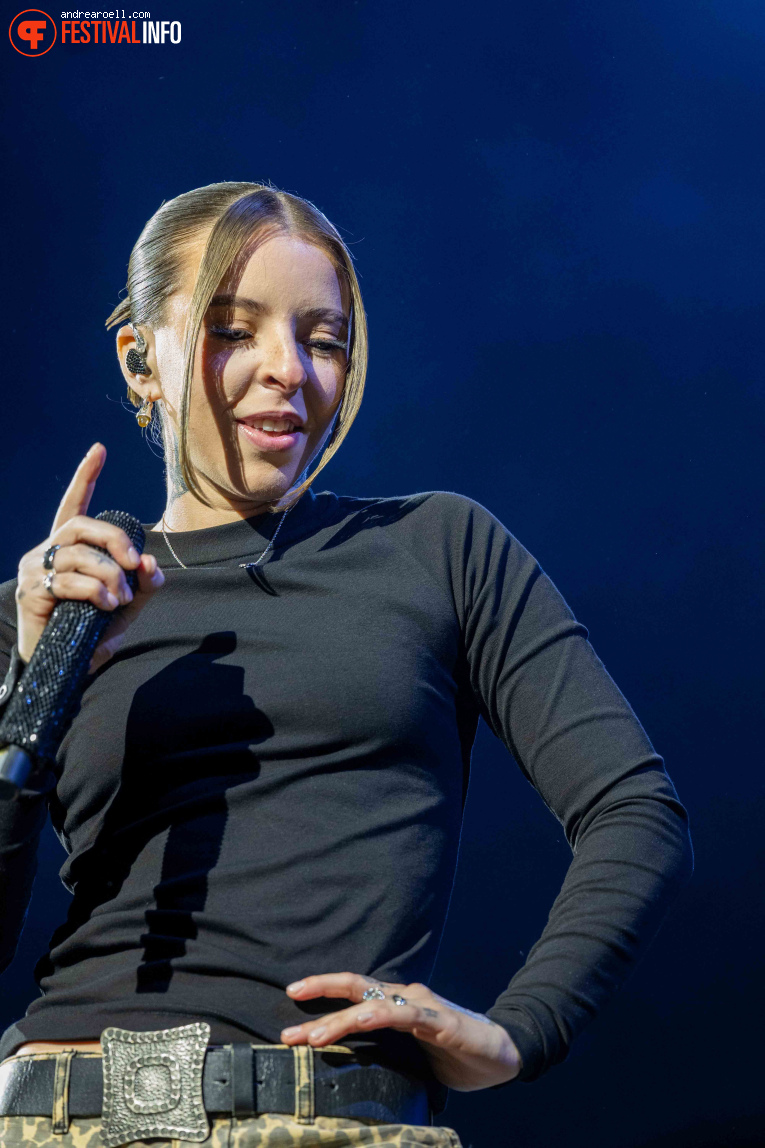 Young Miko op Roskilde Festival 2026 foto