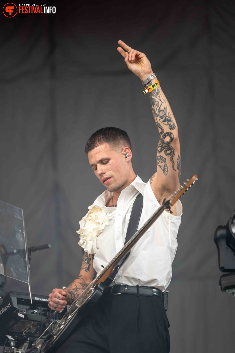 Wolf Alice op Roskilde Festival 2026 foto