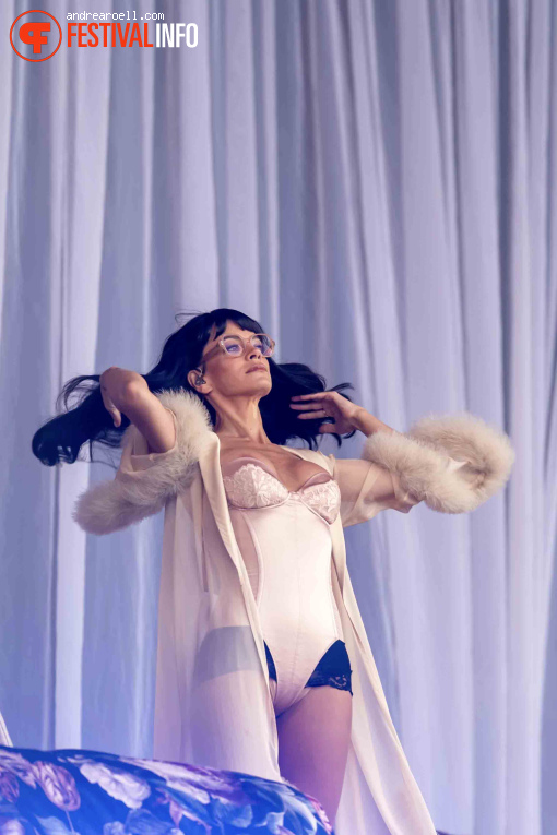 Lily Allen op Roskilde Festival 2026 foto