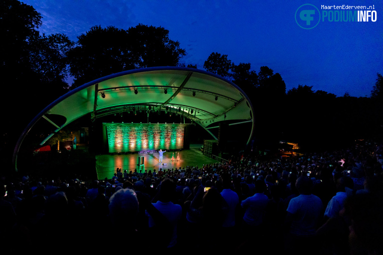 Harrie Jekkers op Zuiderpark Live: Harrie Jekkers - 26/06 foto