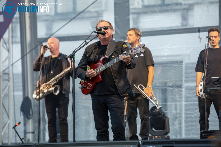 Level 42 op Level 42 + Matt Bianco - Royal Park Live - 02/07 - Paleis Soestdijk foto