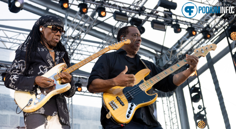 Nile Rodgers & Chic op Nile Rodgers & Chic - Royal Park Live - 09/07 - Paleis Soestdijk foto