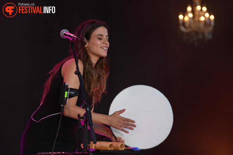 La Nina op Down the Rabbit Hole 2026 - vrijdag foto