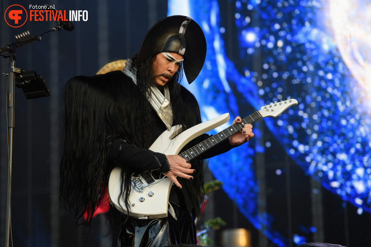 Empire of the Sun op Down the Rabbit Hole 2026 - vrijdag foto