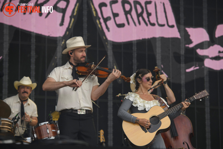 Sierra Ferrell op Down the Rabbit Hole 2026 - zaterdag foto