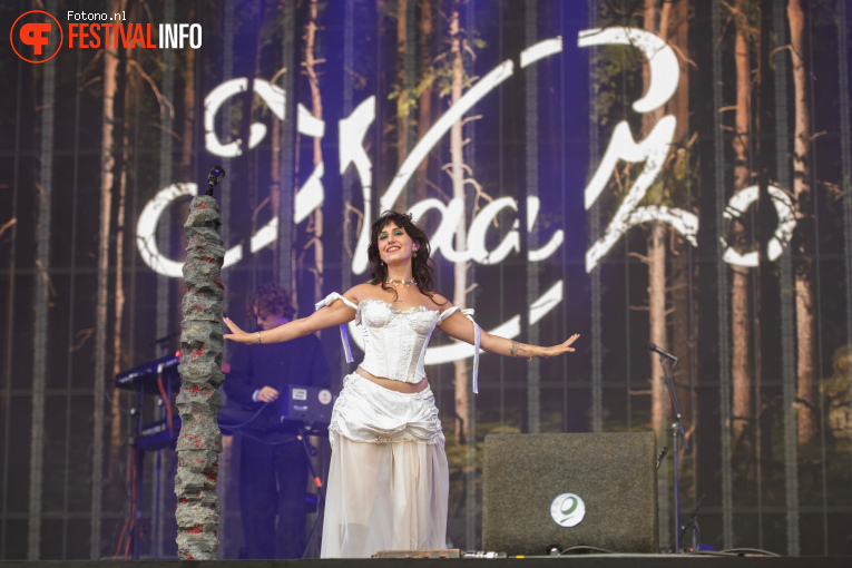 Naaz op Down the Rabbit Hole 2026 - zondag foto