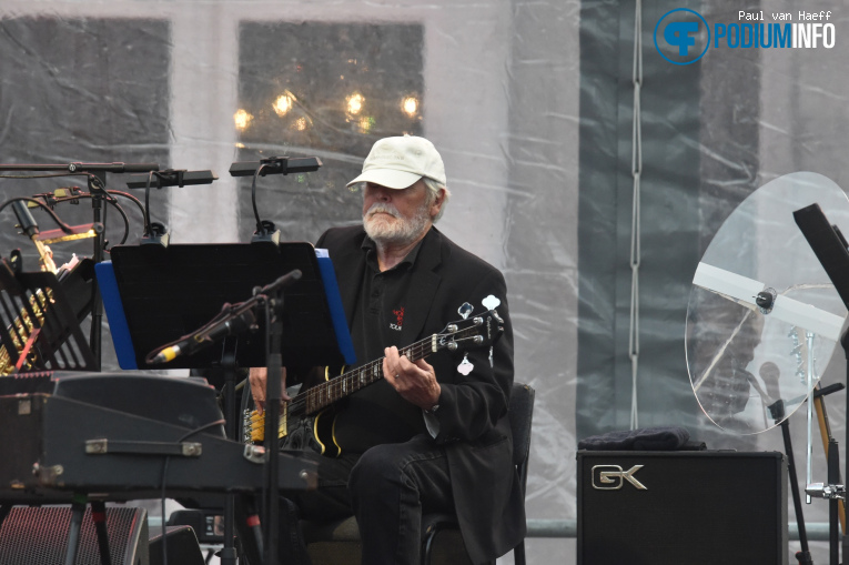 Van Morrison op Van Morrison - Royal Park Live - 05/07 - Paleis Soestdijk foto