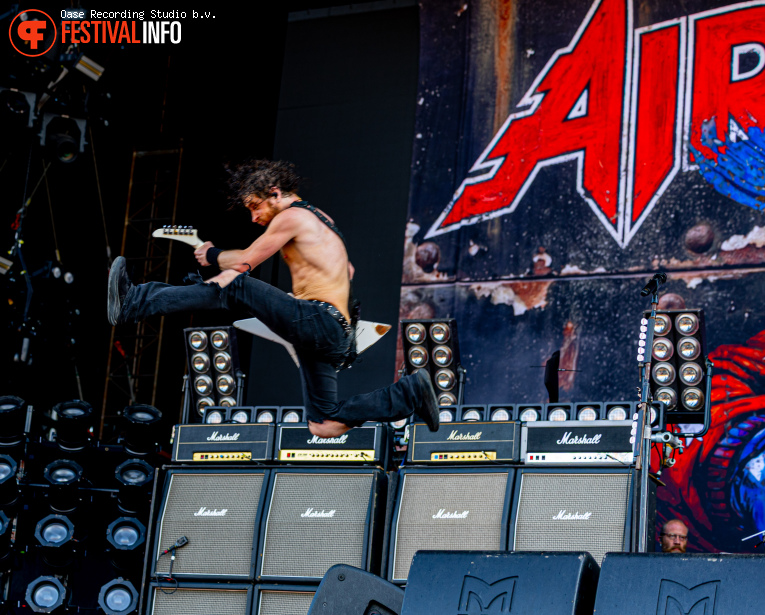 Airbourne op Bospop 2026 - Vrijdag foto