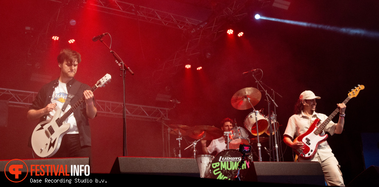 Munchy Bunch op Bospop 2026 - Vrijdag foto