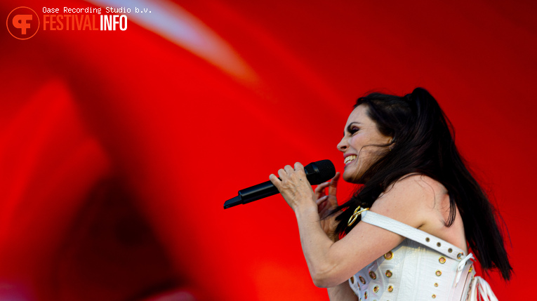Within Temptation op Bospop 2026 - Vrijdag foto
