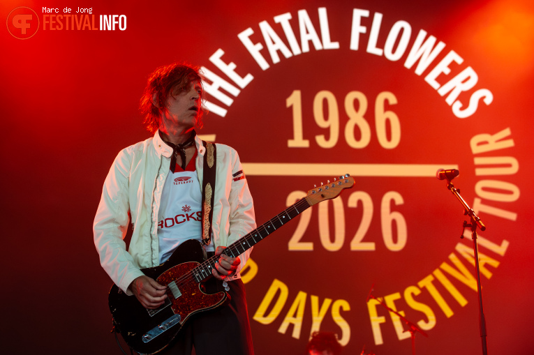 The Fatal Flowers op Bospop 2026 - Zondag foto