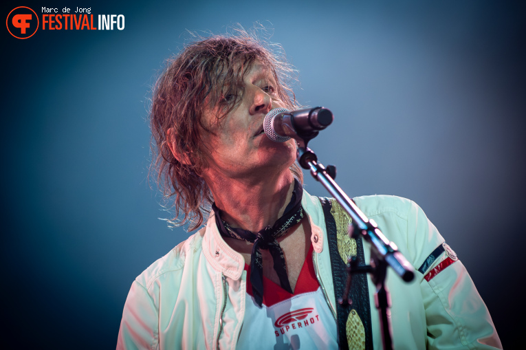 The Fatal Flowers op Bospop 2026 - Zondag foto