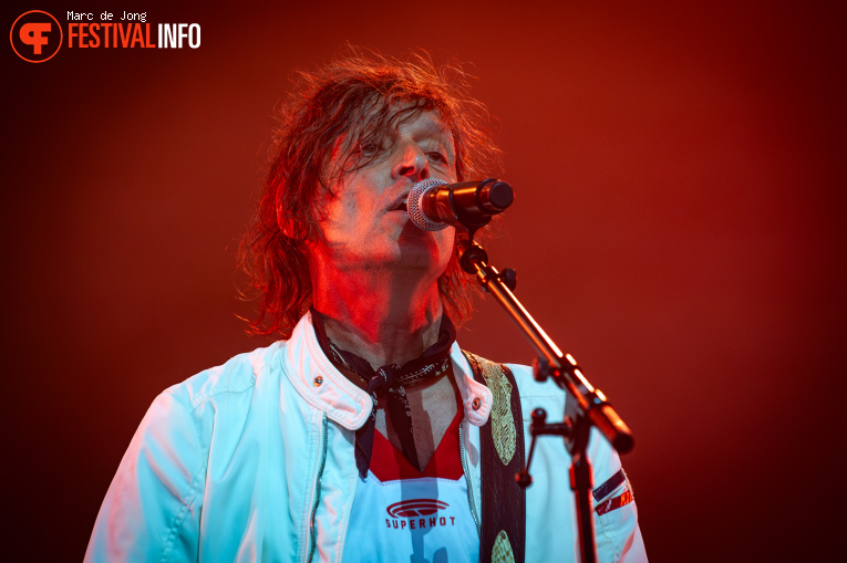 The Fatal Flowers op Bospop 2026 - Zondag foto