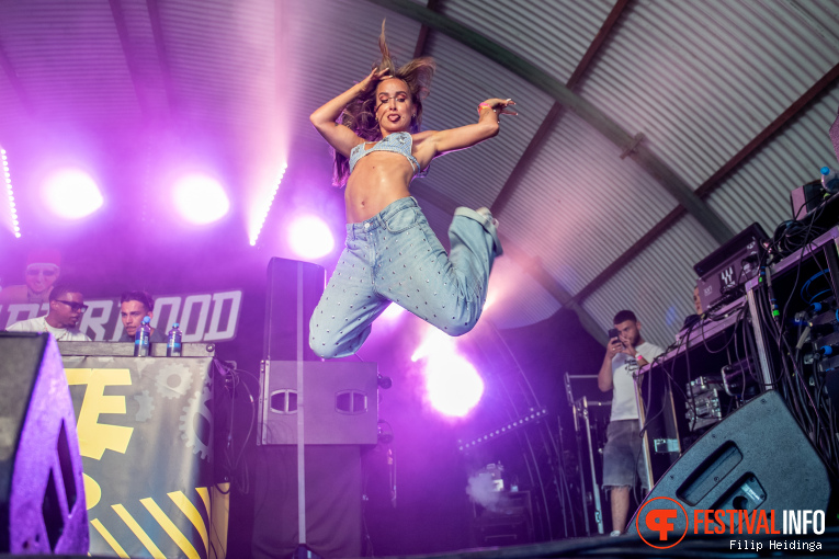 Sigourney K op Zwarte Cross Festival 2026 - Vrijdag foto