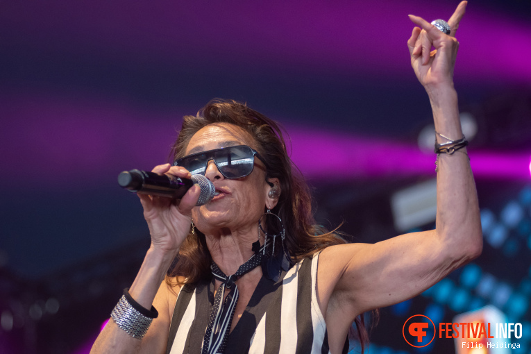 Loïs Lane op Zwarte Cross Festival 2026 - Zaterdag foto