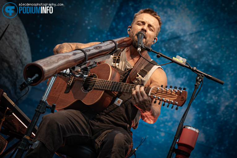 Xavier Rudd op Xavier Rudd - Royal Park Live - 08/07 - Paleis Soestdijk foto